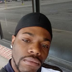 Meet your Posher, Logan